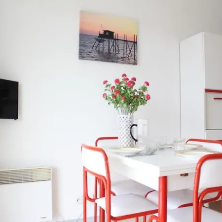 Apartment Porte Oceane 3